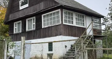 Dom w Sarsunski sielski Saviet, Białoruś