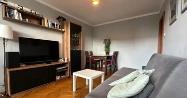Квартира 3 комнаты в Варшава, Польша