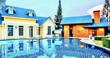 Haus 4 zimmer in Pattaya, Thailand