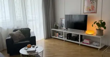 Квартира 2 комнаты в Варшава, Польша