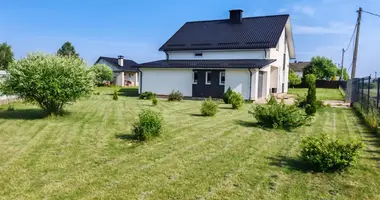 Casa en Voziera, Belarús