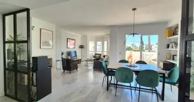 Apartamento 3 habitaciones en Dos Hermanas, Španjolska