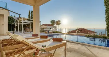 Villa 4 bedrooms in Rijeka Rezevici, Montenegro