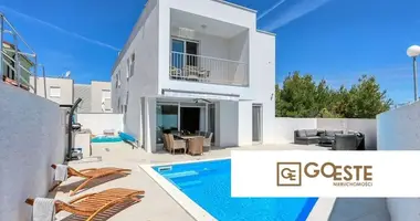 Haus 3 zimmer in Opcina Dezanovac, Kroatien