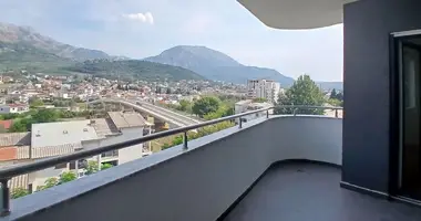 Wohnung 2 Schlafzimmer in Bar, Montenegro
