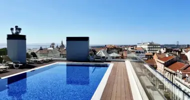 Mieszkanie 2 pokoi w Campo de Ourique, Portugalia