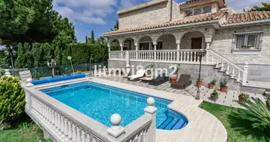 Haus 4 Schlafzimmer in Artola, Spanien
