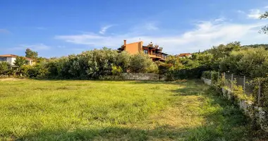 Plot of land in Neos Marmaras, Greece