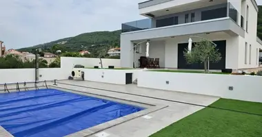 Villa in Opcina Karlobag, Kroatien
