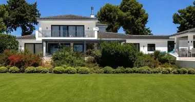 5 bedroom house in Spain
