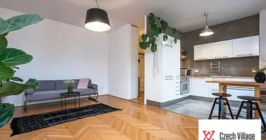 Mieszkanie 3 pokoi w Miasto Stołeczne Praga, Czechy