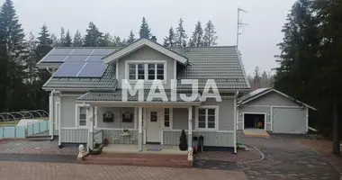 Haus 4 zimmer in Ohkola, Finnland