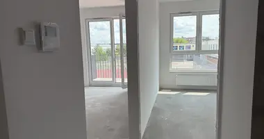 Квартира 2 комнаты в Варшава, Польша
