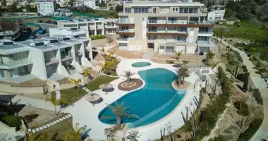 Mieszkanie 3 pokoi w Chloraka, Cypr