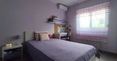 Haus 5 Schlafzimmer in Miljevci, Montenegro