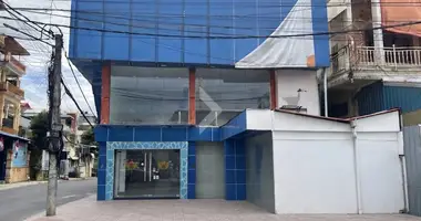 Propriété commerciale 276 m² dans Sangkat Boeng Trabaek, Cambodge