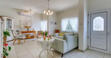 3 bedroom apartment in Kiti, Cyprus