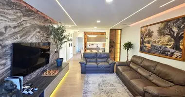 Apartamento 3 habitaciones en Boreti, Montenegro