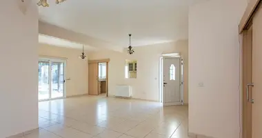 Mieszkanie 3 pokoi w Polemi, Cypr