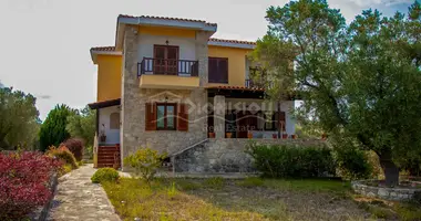3 bedroom house in Afytos, Greece