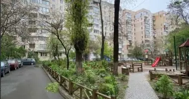 4 room apartment in Odesa, Ukraine