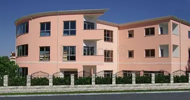 Коммерческое помещение 1 472 м² в Город Ровинь, Хорватия