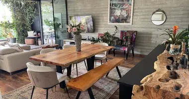 3 bedroom apartment in Limassol, Cyprus