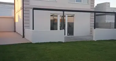 Dom 4 pokoi w Lymanka, Ukraina