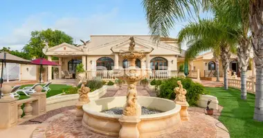Villa 4 room villa in Heredades, Spain