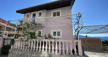 Дом 3 спальни в Тиват, Черногория