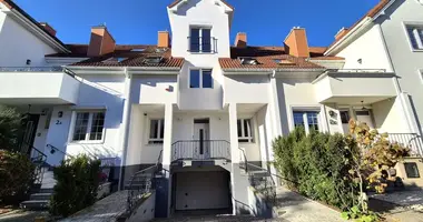 4 room house in Warsaw, Poland