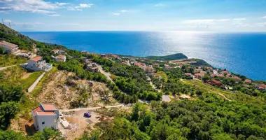 Terrain dans Blizikuce, Monténégro