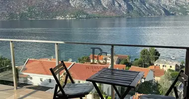 Apartamento 2 habitaciones en Prcanj, Montenegro