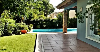 Villa 5 bedrooms in Paterna, Spain