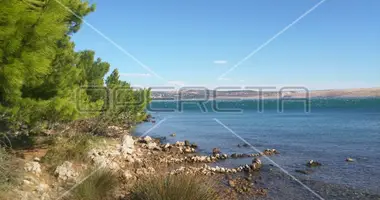 Plot of land in Opcina Starigrad, Croatia