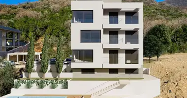 Maison 11 chambres dans Donja Lastva, Monténégro
