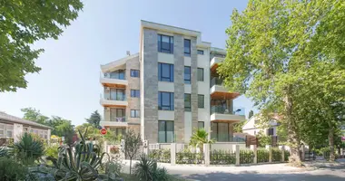 Apartamento 2 habitaciones en Tivat, Montenegro