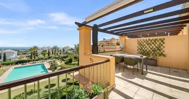 4 bedroom apartment in Spain