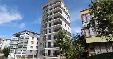 Mieszkanie 5 pokojów w Etimesgut, Turcja