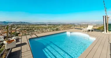 6 bedroom house in Malaga, Spain