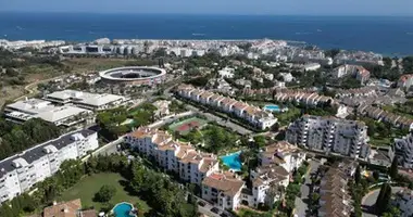 Квартира 2 спальни в Сан-Педро-Алькантара, Испания