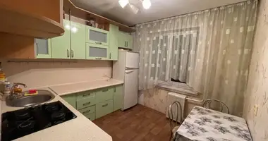 Apartamento 3 habitaciones en Saligorsk, Belarús