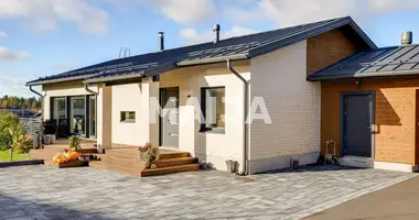 Maison 3 chambres dans Raisio, Finlande
