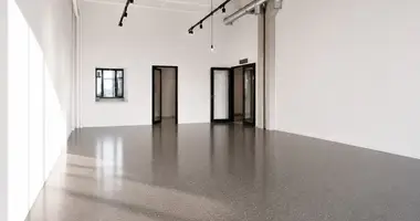 Nieruchomości komercyjne 220 m² w Ryga, Łotwa
