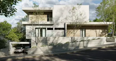 4 bedroom house in Demos Agiou Athanasiou, Cyprus