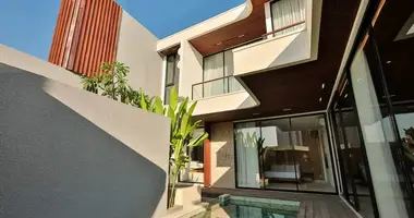 Квартира 3 спальни в Buduk, Индонезия