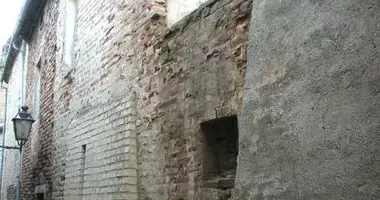 House 10 rooms in Montottone, Italy