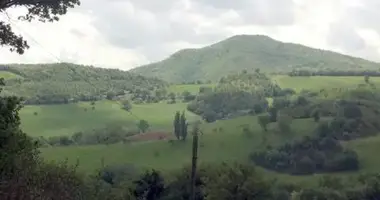 Участок земли в Терни, Италия