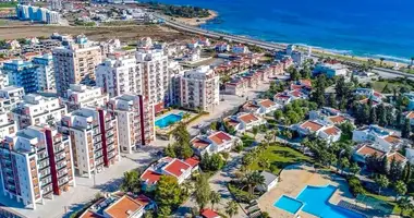 Квартира 2 комнаты в Trikomo, Северный Кипр