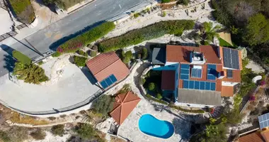 Квартира 4 комнаты в Камарес, Кипр